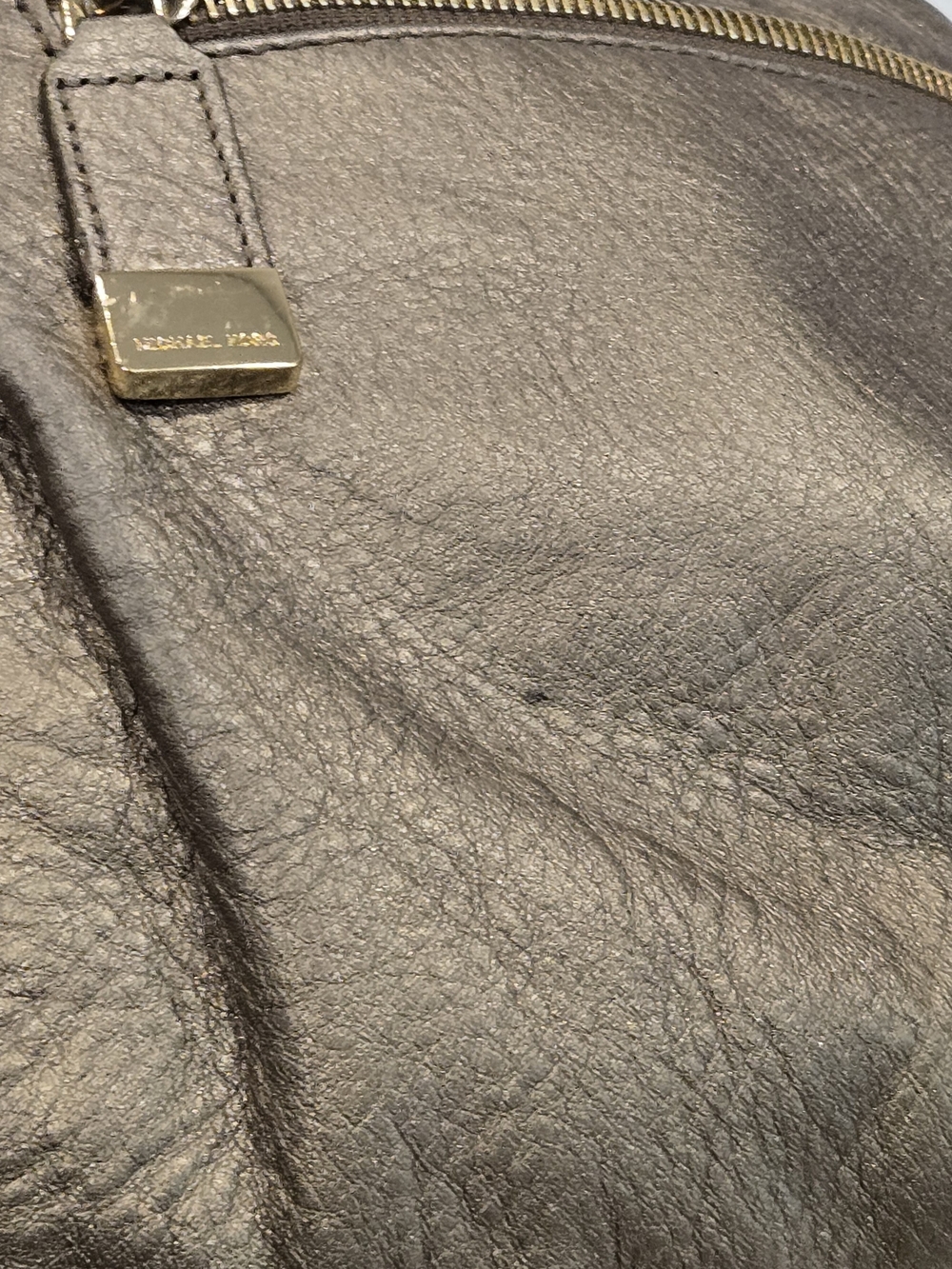 Michael Kors Latyon Large Gold Metallic Hobo Bag - Picture 16 of 16